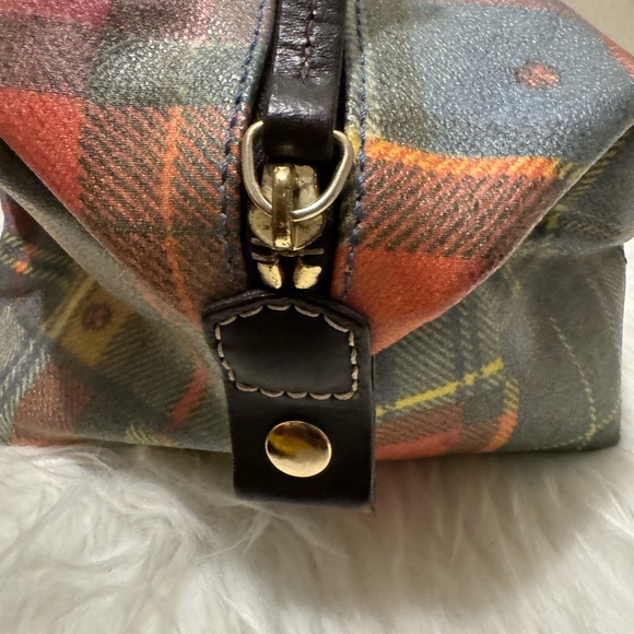 Dooney& Burke Large Bag & Wristlet - Picture 2 of 3